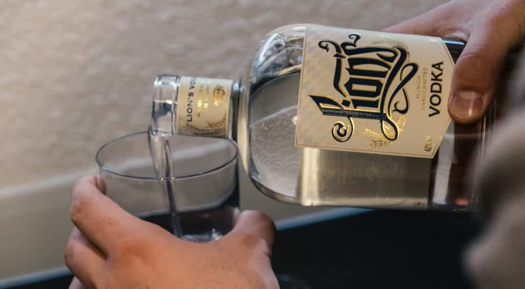 Wodka Test 2020 » Finde den besten Vodka für Deinen Geschmack!